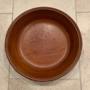 Beautiful Vintage Mid Century Modern Teak Wood Salad/Fruit Center Piece Bowl